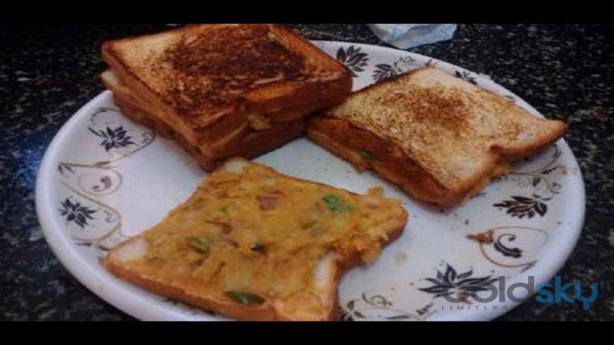 ಆಲೂ ಬ್ರೆಡ್ ಟೋಸ್ಟ್ Aloo Bread Toast Breakfast Recipe Kannada BoldSky