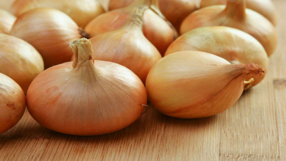 ಬಹುಪಯೋಗಿ ಈರುಳ್ಳಿಯ ಅಸಾಮಾನ್ಯ ಗುಣಗಳು Unusual Benefits Of Onions Kannada BoldSky