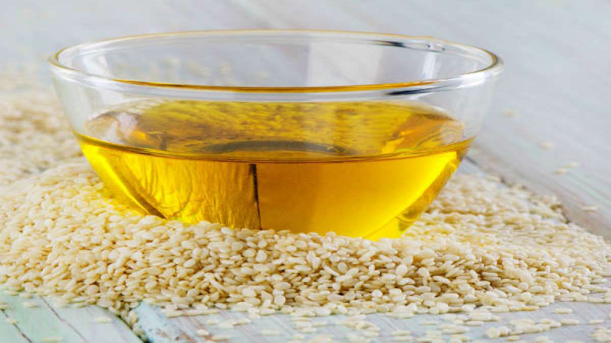 ಎಣ್ಣೆಗಳ ರಾಣಿ 'ಎಳ್ಳೆಣ್ಣೆ'ಯ ಆರೋಗ್ಯಕರ ಪ್ರಯೋಜನಗಳು 8 Health Benefits Of