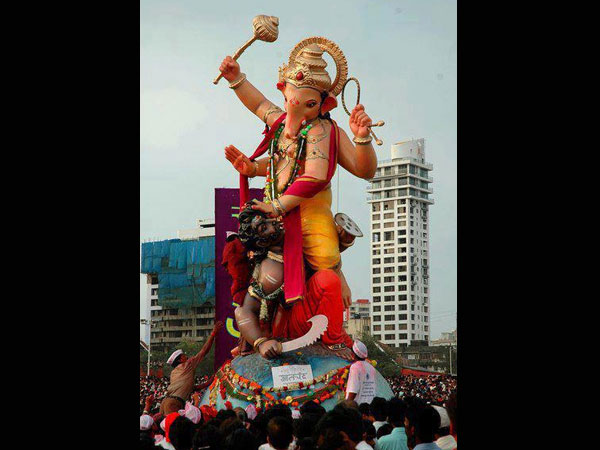 ಮುಂಬಯಿಚಾ ರಾಜ:ಗಾಲಿ ಗಣೇಶ
