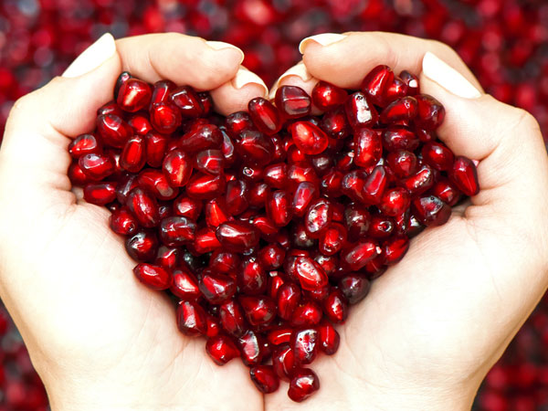 ದಾಳಿಂಬೆ ಹಣ್ಣಿನಲ್ಲಿರುವ 10 ಅದ್ಭುತ ಪ್ರಯೋಜನಗಳು | 10 Health Benefits Of Juicy  Pomegranates - Kannada BoldSky