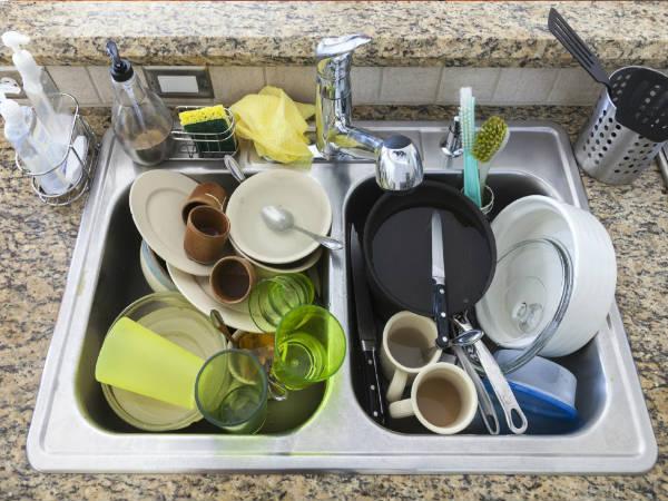 ಅಡುಗೆ ಮನೆಯ ಪಾತ್ರೆ ತೊಳೆಯುವ ಬೋಗುಣಿ (Kitchen sink)