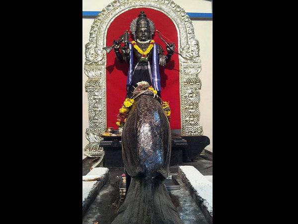 ಸೋಲೊಪ್ಪಿಕೊಂಡು ಹನುಮಂತನಲ್ಲಿ ದಯಾಭಿಕ್ಷೆ ಯಾಚಿಸಿದ ಶನಿದೇವ