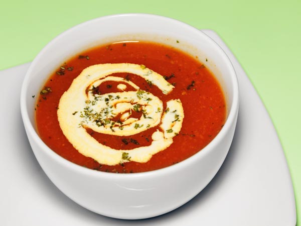 ಟೊಮೇಟೊ ಮತ್ತು ಬೆಳ್ಳುಳ್ಳಿ ಸೂಪ್