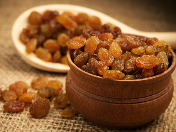 ಒಣದ್ರಾಕ್ಷಿ ಮತ್ತು ಬಾದಾಮಿಯ ಆರೈಕೆ