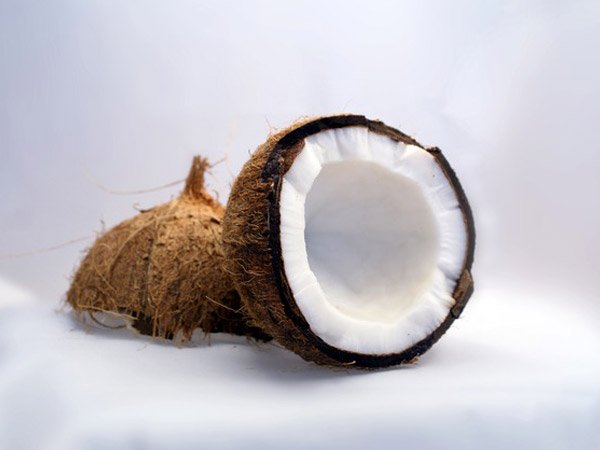 ತೆಂಗಿನಕಾಯಿ