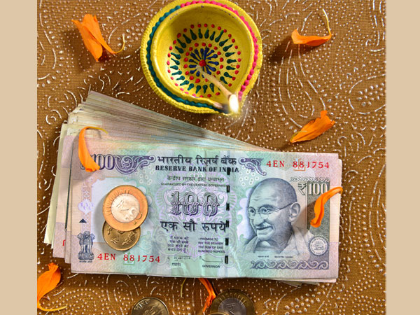 ಆರ್ಥಿಕ ಸಮಸ್ಯೆಯ ನಿವಾರಣೆಗೆ