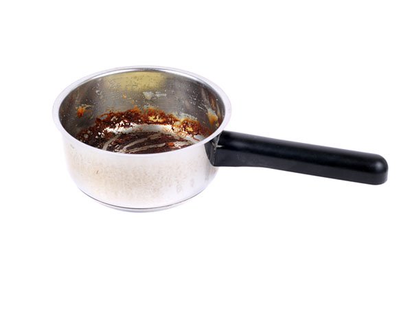 ಅಡಿ ಹತ್ತಿದ ಪಾತ್ರೆ