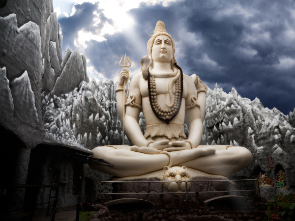 ಕಾಮದೇವ ಮತ್ತು ಶಿವ ದೇವರು