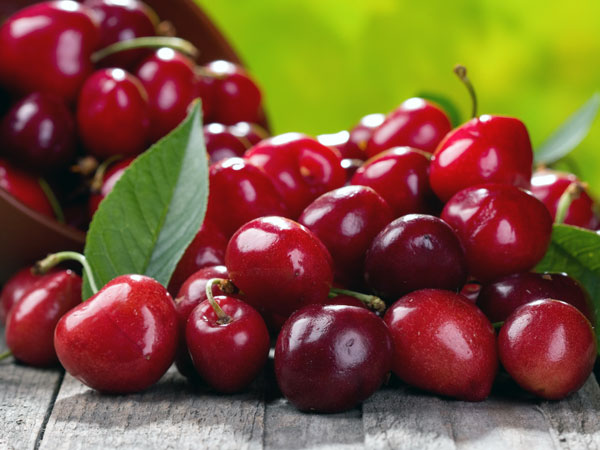 7. ಚೆರ್ರಿ ಹಣ್ಣುಗಳು (Tart Cherries)