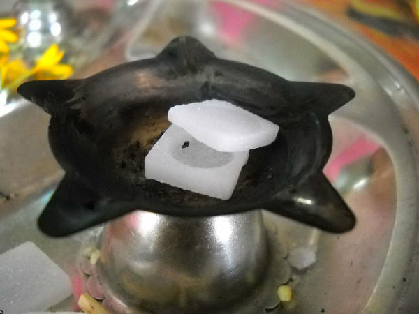 ಸಂಬಂಧ ಸುಧಾರಣೆಗೆ ಕರ್ಪೂರ ನೆರವಾಗುವುದು