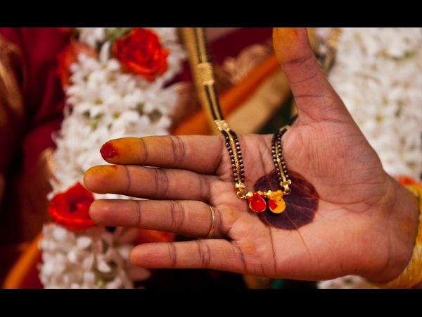 ಮನೆಯನ್ನು ಮಧ್ಯ ಭಾಗದಲ್ಲಿ ಭಾರಿ ಮೆಟ್ಟಿಲಿಡುವುದನ್ನು ತಪ್ಪಿಸಿ