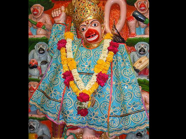 6. ಹನುಮಂತನಿಗೆ ಸಲ್ಲಿಸಬೇಕಾದ ವಸ್ತುಗಳು