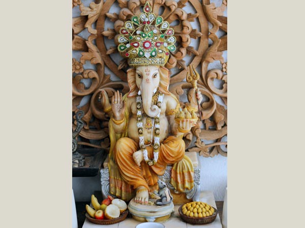 ಗಣೇಶ ದೇವರನ್ನು ಪೂಜಿಸಿ