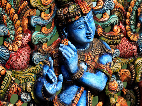 ಜಯ ಶ್ರೀ ಕೃಷ್ಣ ಚೈತನ್ಯ ಪ್ರಭು ನಿತ್ಯಾನಂದ ಅದ್ವೈತ ಗದಧರ್ ಶ್ರೀವಾಸದಿ ಗೌರ್ ಭಕ್ತ ವೃಂದಾ