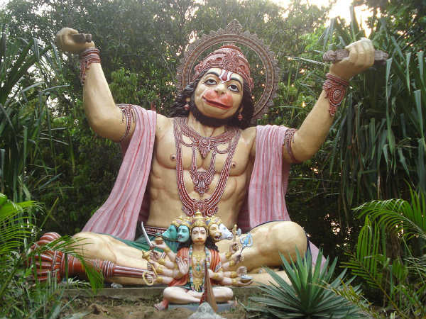 ಹನುಮಾನ್ ಚಾಲೀಸಾದಲ್ಲಿಯೇ ಇದೆ ಸೂರ್ಯ ಹಾಗೂ ಭೂಮಿಯ ನಡುವಿನ ಅಂತರ