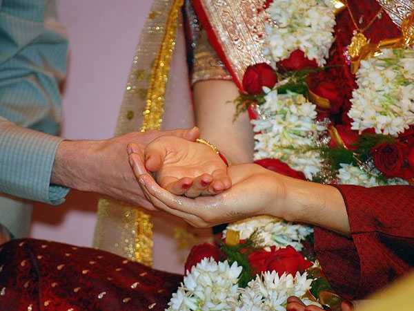 ತಾಯಿಯ ಹೆಸರೇ ಮೊದಲು