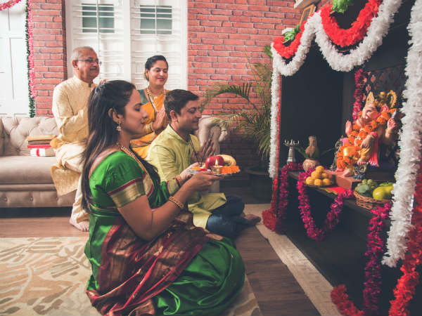 ಹಿಂದೂ ಧರ್ಮದಲ್ಲಿ ಹೂವುಗಳು ಹಾಗೂ ದಳಗಳು ಅತ್ಯಂತ ಪ್ರಿಯವಾದ ವಸ್ತು