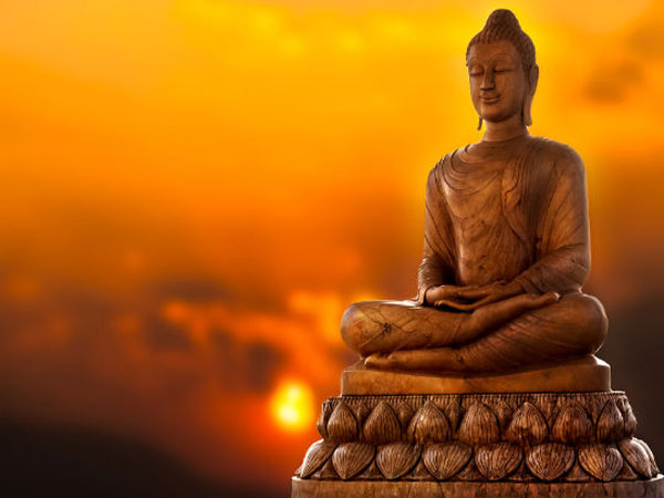 ಭಗವಾನ್ ಬುದ್ಧನು ಜನ ಸಮೂಹವನ್ನು ಭೇಟಿಯಾದನು