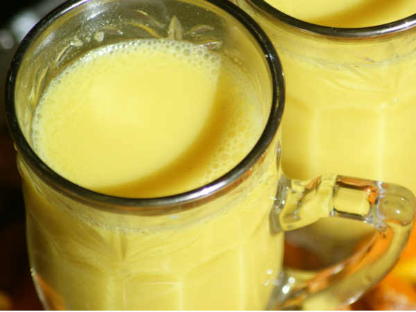ಬಿಸಿ ಹಾಲಿಗೆ ಸ್ವಲ್ಪ ಅರಿಶಿನ