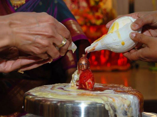 ಜನ್ಮಾಷ್ಟಮಿ ವಿಶೇಷ 2019: ಕೃಷ್ಣ ಜನ್ಮಾಷ್ಟಮಿಯಂದು ಭಕ್ತರು ಯಾಕೆ ಉಪವಾಸ ಮಾಡುತ್ತಾರೆ?
