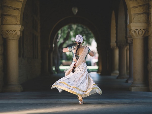 ಆರೋಗ್ಯಕರ ಆಹಾರವನ್ನು ಸೇವಿಸಿ