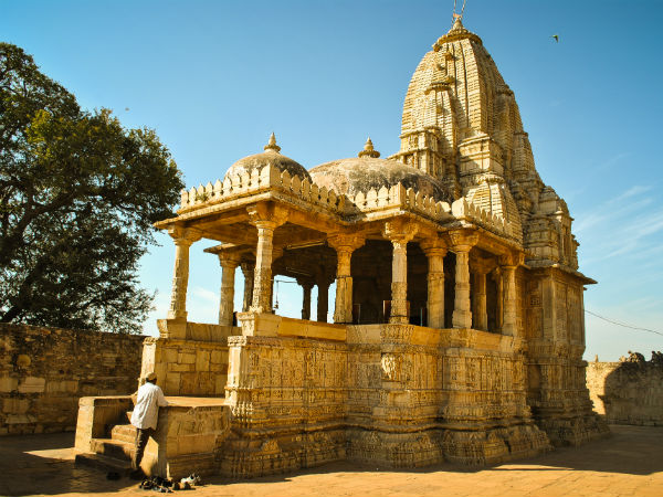 1. ಮೀರಾಬಾಯಿ ಕುಟುಂಬದ ಹಿನ್ನೆಲೆ