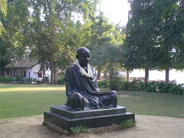 7. ಶಾಂತವಾಗಿರಲು ಧ್ಯಾನ