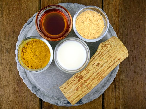 3. ಅರಿಶಿನ+ಕಡಲೆಹಿಟ್ಟು+ ಮೊಸರು