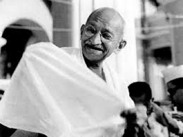 ಮಹಾತ್ಮ ಗಾಂಧಿ ಬಾಲ್ಯ ಮತ್ತು ಕೌಟುಂಬಿಕ ಹಿನ್ನೆಲೆ