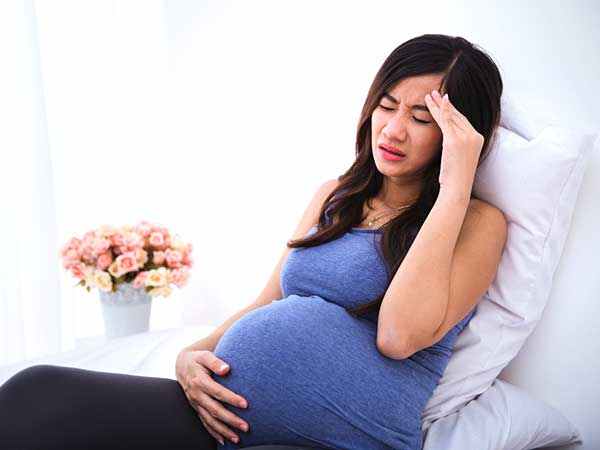 1. ಪ್ರೀಕ್ಲಾಂಪ್ಸಿಯಾ (Preeclampsia)