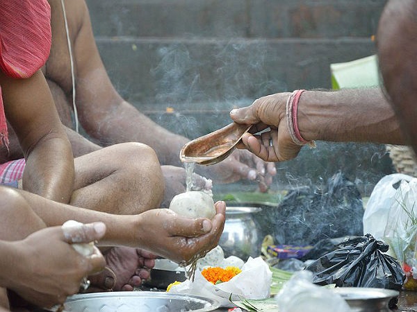ಶ್ರಾದ್ಧ ಮಾಡುವಾಗ ಯಾವ ಪಾತ್ರೆ ಬಳಸಬಾರದು