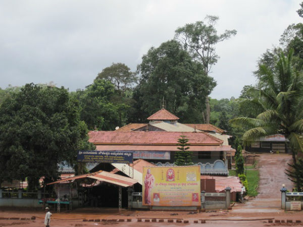 ಸಿಗಂದೂರು ಚೌಡೇಶ್ವರಿ ದೇವಸ್ಥಾನ