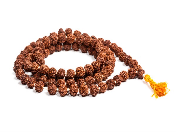 ರುದ್ರಾಕ್ಷಿ ಮಾಲೆಯನ್ನು ಮಹಿಳೆಯರು ಧರಿಸಬಹುದೇ?