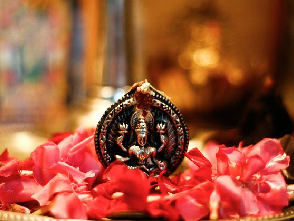 ಅಕ್ಷಯ ತೃತೀಯದಂದು ನೀವು ಖರೀದಿಸಬಹುದಾದ ವಸ್ತುಗಳು ಇಲ್ಲಿವೆ: