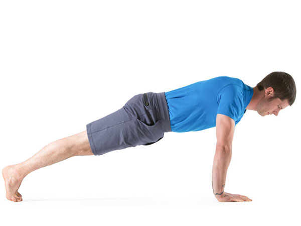 4. ಕುಂಭಕಾಸನ (Plank pose)