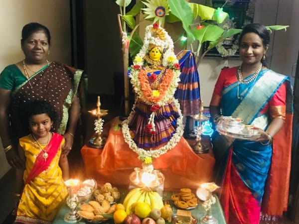 ವರಮಹಾಲಕ್ಷ್ಮಿ ಅಷ್ಟೋತ್ತರ ಮಂತ್ರ