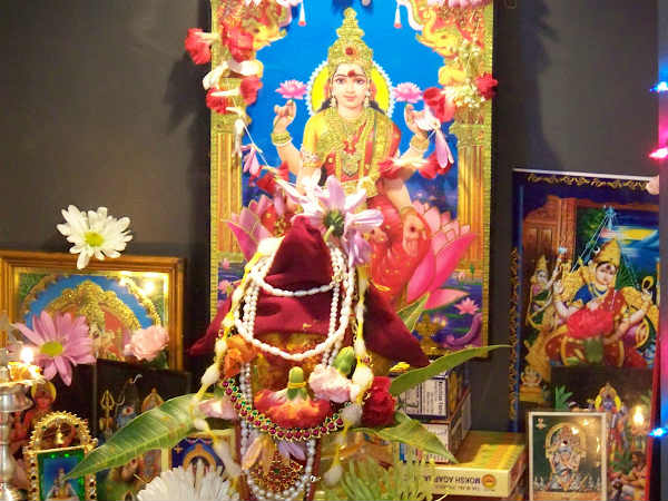 ದೇವಿಯ ಪೂಜೆ: