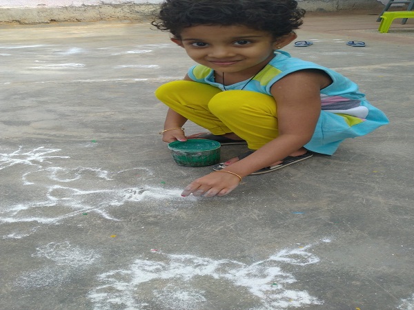 ಅನ್ವೇಷಿಸಿ ಮತ್ತು ಪ್ರಯೋಗಿಸಿ