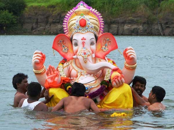 ಗಣೇಶನ ವಿಸರ್ಜನೆ ಸಮಯದಲ್ಲಿ ಏನು ಮಾಡಬೇಕು?