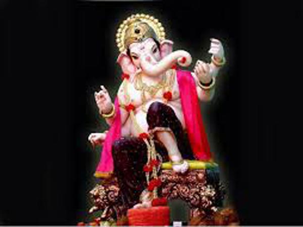 ಈ ಭಂಗಿಯಲ್ಲಿರುವ ಗಣಪತಿಯ ವಿಗ್ರಹವನ್ನು ಮನೆಗೆ ತನ್ನಿ