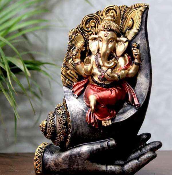 ಈ ದಿಕ್ಕಿನಲ್ಲಿ ಫೋಟೋ ಇಡಬೇಡಿ