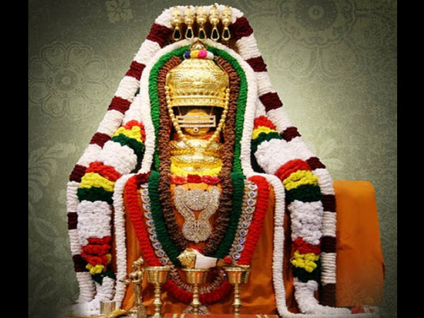 ಕಾರ್ತಿಕ ಸೋಮವಾರ ದೀಪ ದಾನ