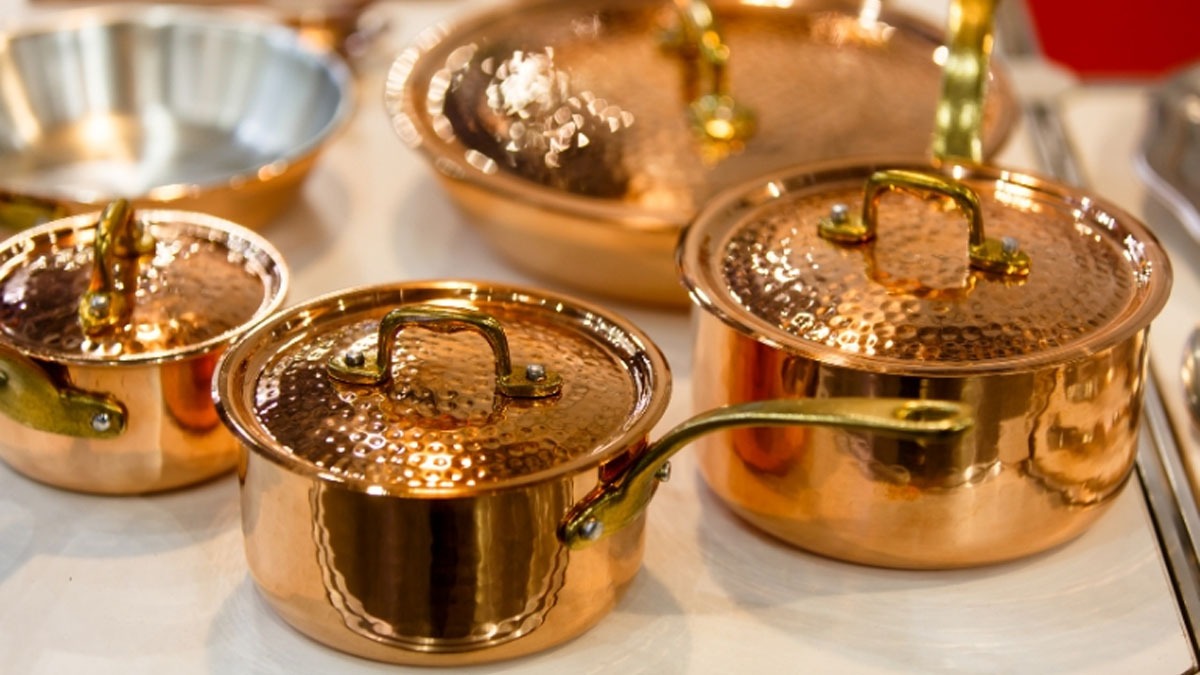 ತಾಮದ ಪಾತ್ರೆಗಳನ್ನು ಫಳಫಳ ಹೊಳೆಯುವಂತೆ ಮಾಡಲು ಟಿಪ್ಸ್ Effective Tips To