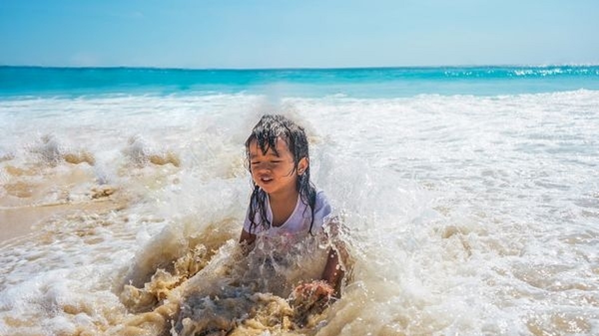 ಸಮುದ್ರದಲ್ಲಿ ಮೂತ್ರ ಮಾಡಿದರೆ ಬೀಳುತ್ತೆ67,000 ದಂಡ: ಹೇಗೆ ಗೊತ್ತಾಗುತ್ತೆ ಎಂಬುವುದೇ ಯಕ್ಷ ಪ್ರಶ್ನೆ People